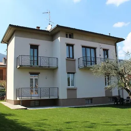 Casa Vacanze Bontempi Апартаменты Роэ